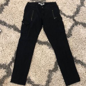 BLACK SKINNY CARGO STYLE PANTS